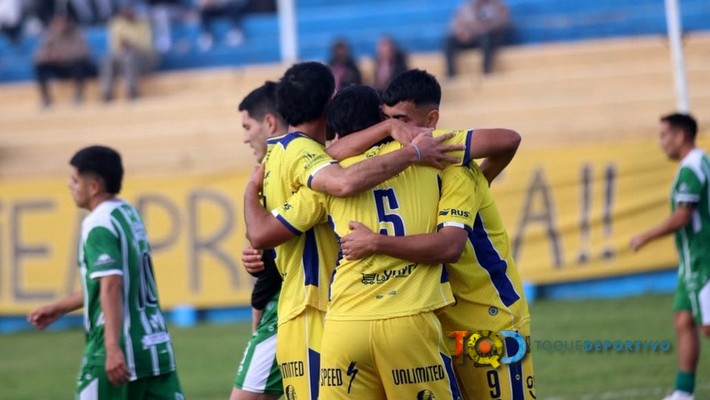Huracán se recuperó y le ganó a Rincón del Atuel para seguir arriba