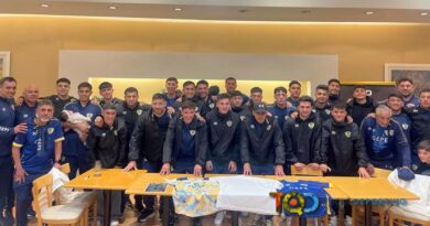 Huracán presentó oficialmente el plantel y la «pilcha» para el Regional