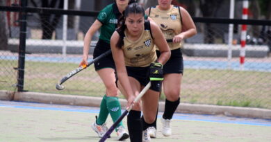 Comienza una nueva fecha del torneo de hockey acción